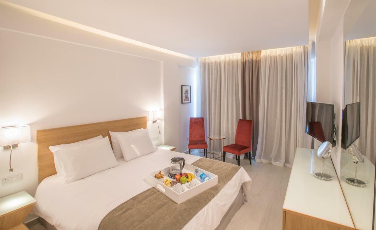 Kokkinos Boutique Hotel โปรทาราส ภายนอก รูปภาพ